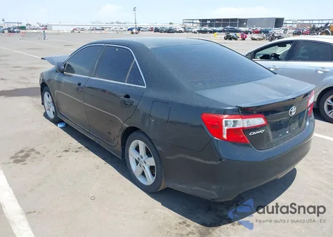 2014 Toyota Camry Se z USA, uszkodzony, nr VIN 4T1BF1FK1EU761475